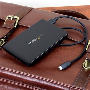 Tool-free and lightweight for ultimate portability